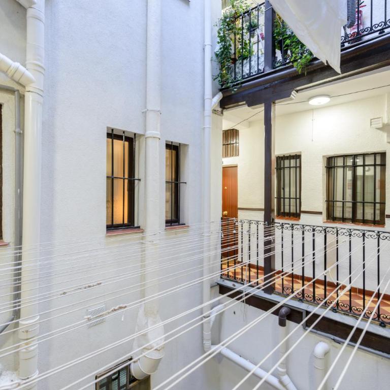 Estudio de 20m2 - Pº del Prado a 200m - Apartamento de 1 dormitorio - 8