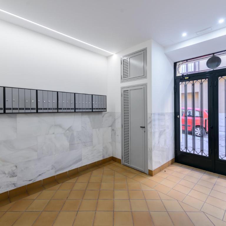 Estudio de 20m2 - Pº del Prado a 200m - Apartamento de 1 dormitorio - 22