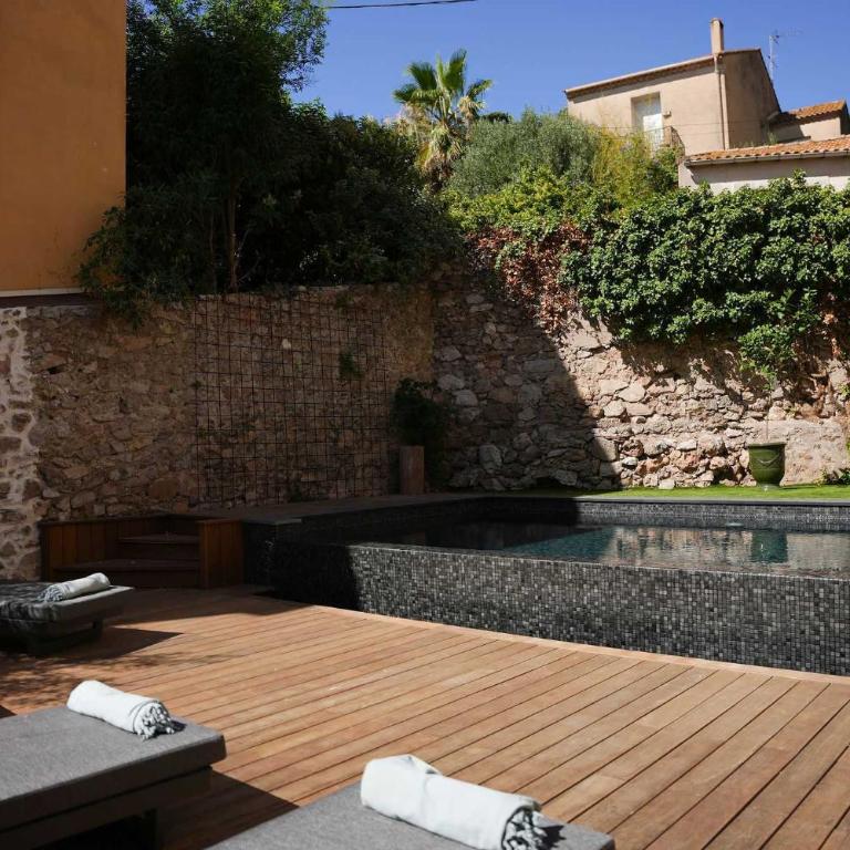 Les Suites du Parc Superbe appartement avec piscine en centre ville - Appartement 2 Chambres avec Piscine Privée - 32