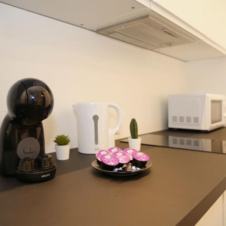 Studio fonctionnel tout equipe Batignolles - 2P - Studio - 8