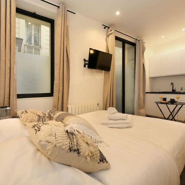 Studio fonctionnel tout equipe Batignolles - 2P - Studio - 14