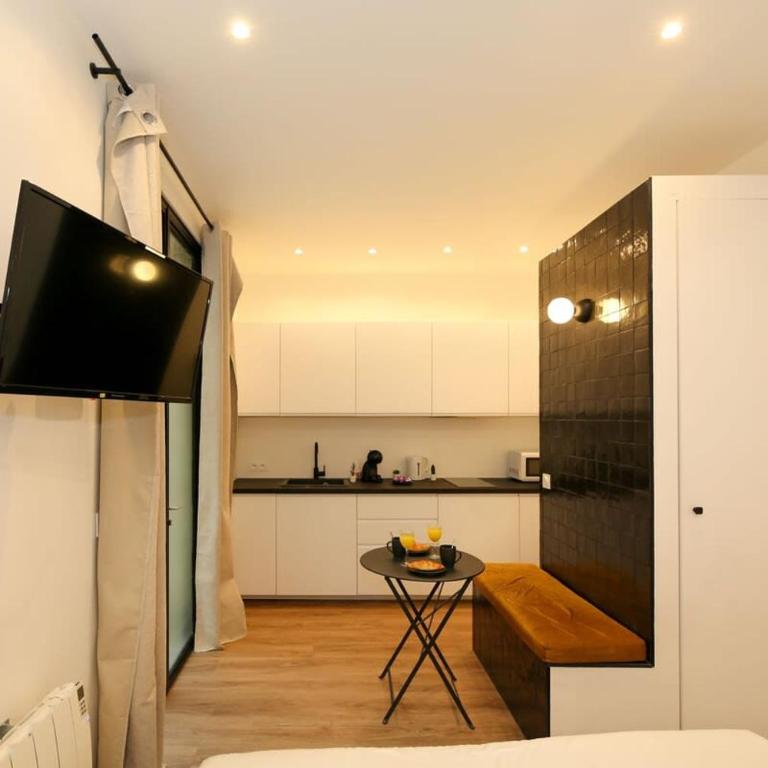 Studio fonctionnel tout equipe Batignolles - 2P - Studio - 16