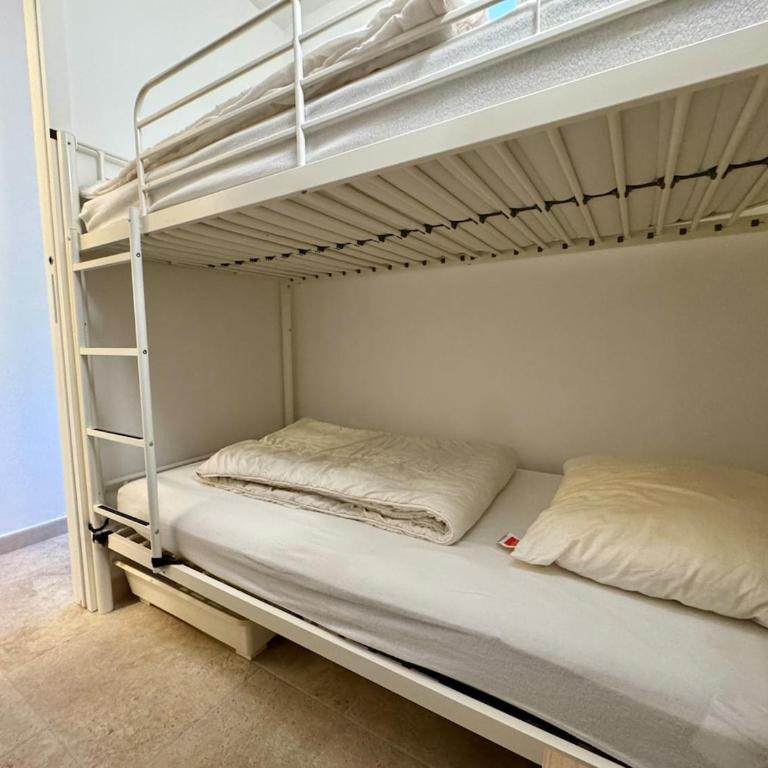 Loft en bord de mer aux salins à Hyères - Two-Bedroom Apartment - 6