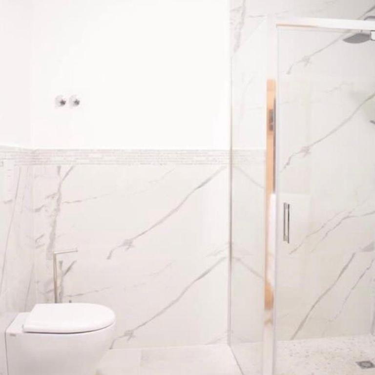 Yllen Rooms - Suite Deluxe con Vasca Idromassaggio - 12