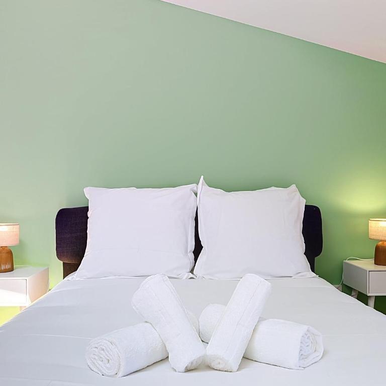 Le Petit Charles - 2pers - Clim - Centre - Proche Gare - Appartement 1 Chambre - 12