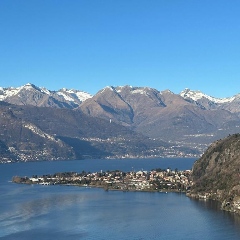 Elegant Villa Vladi with Panoramic Lake Como Views - Villa con 2 Camere da Letto - 4