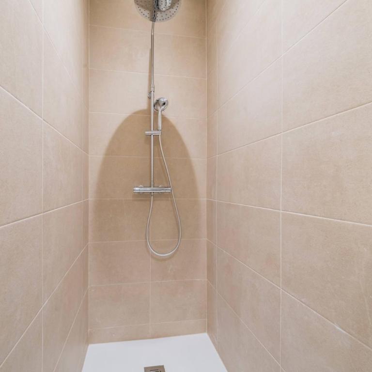 Appartement proche metro et montmartre - paris 18 - 4P - Appartement - 18