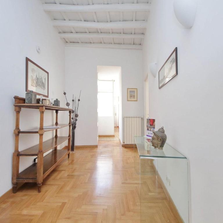 S.Andrea - Three-Bedroom Apartment - 12