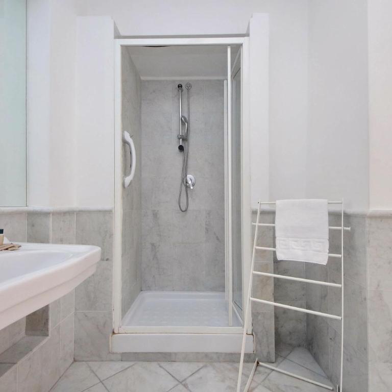 S.Andrea - Three-Bedroom Apartment - 22