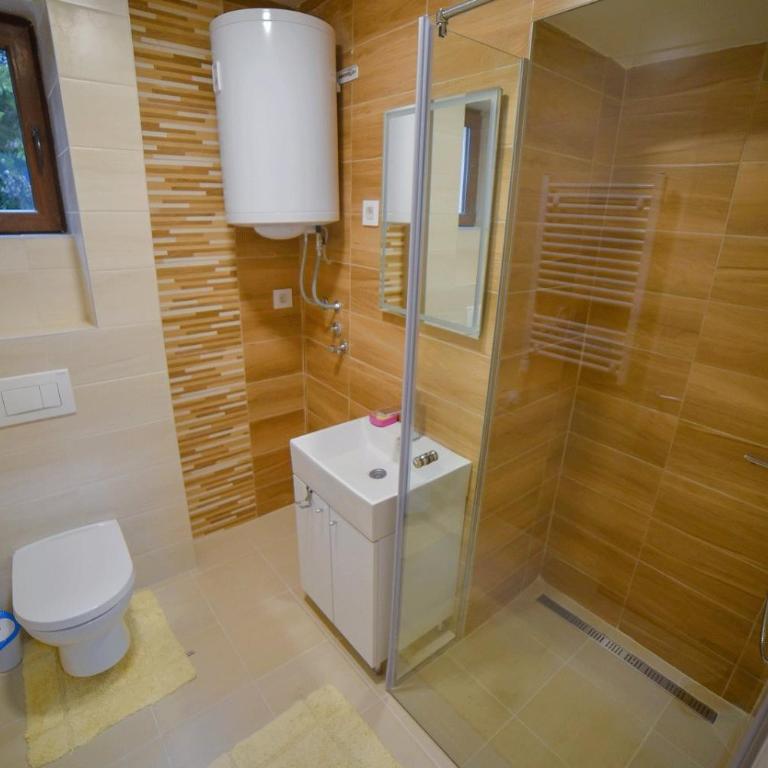 Ana 4 - One-Bedroom Apartment - 2