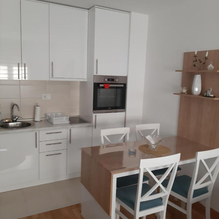 Ana 4 - One-Bedroom Apartment - 7