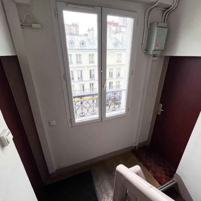 UrbanFlat 164 - Paris Central Studio a deux pas de tout - Studio - 26