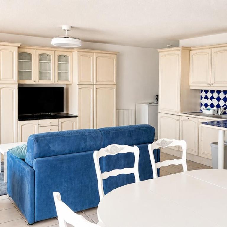 Sea view, pool, and large terrace! - Appartement 2 Chambres - 11