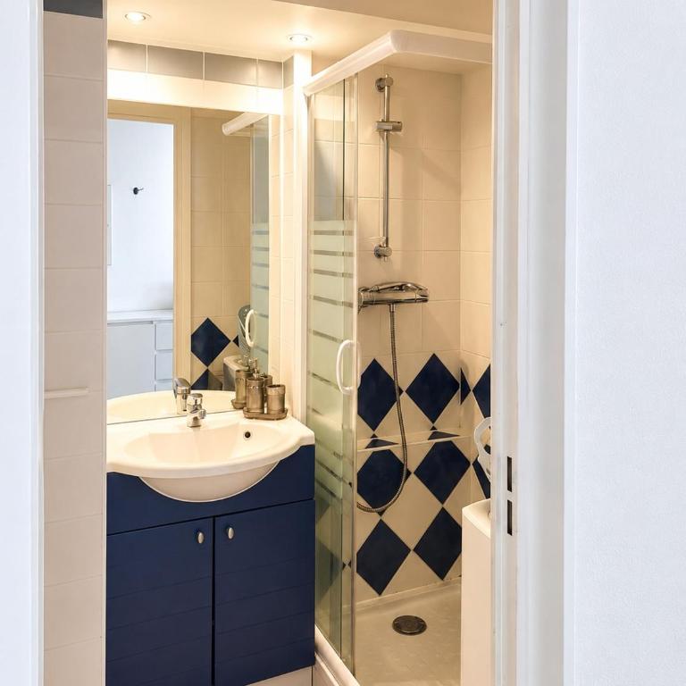 Sea view, pool, and large terrace! - Appartement 2 Chambres - 16