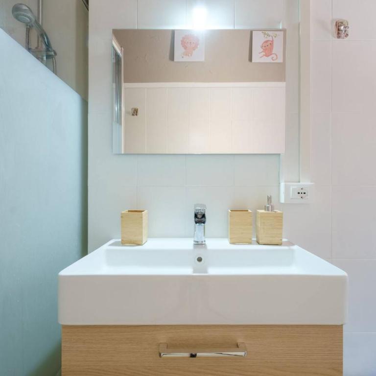 Fioravanti, Bologna by Short Holidays - Two-Bedroom Apartment - 12