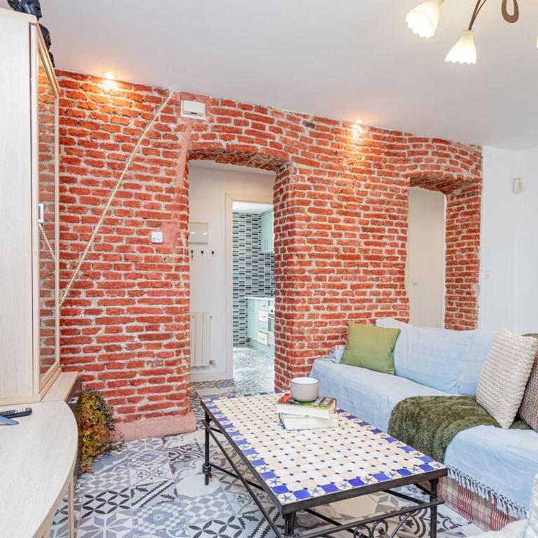 Beautiful 2-Bedroom Apartment in Oporto - Apartamento de 2 dormitorios - 1