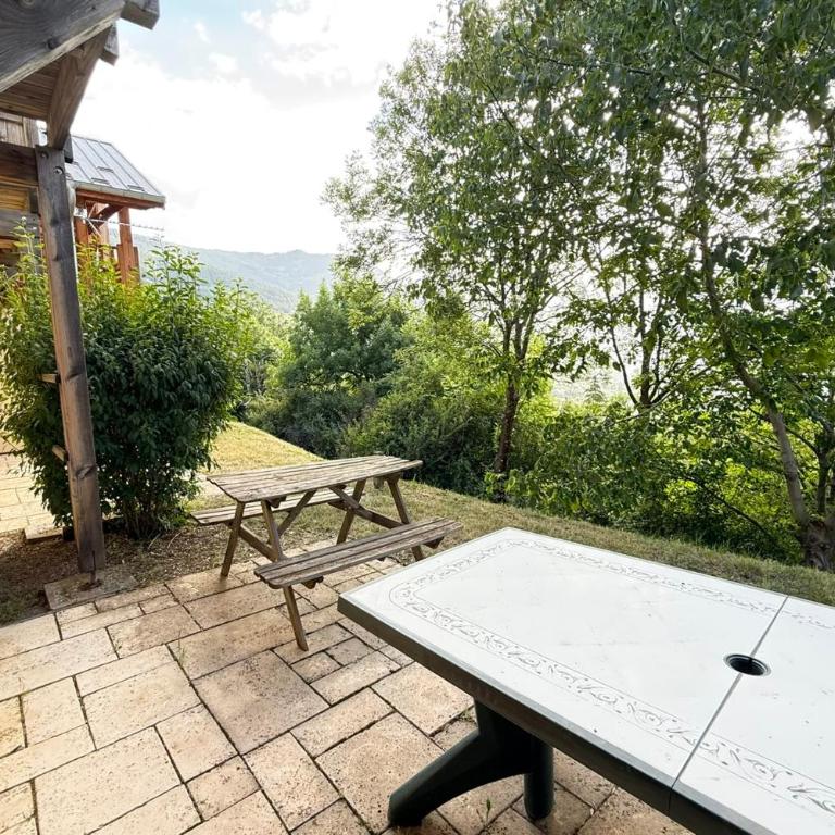 Chalet cosy à Risoul village Terrasse & vue vallée - Chalet - 18