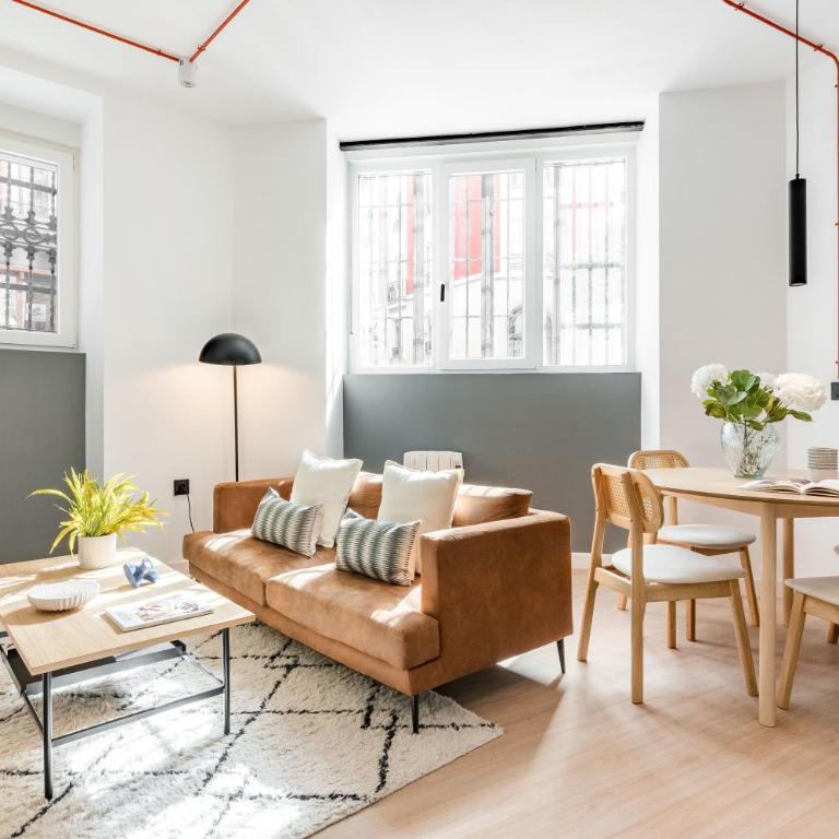 Exclusividad y diseño en el corazón vibrante de Malasaña - Apartamento de 1 dormitorio - 2