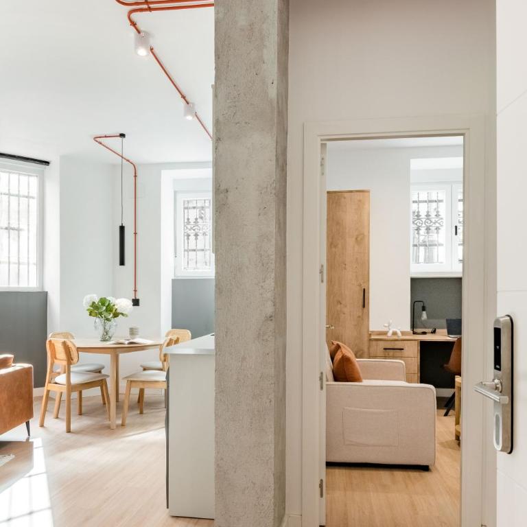 Exclusividad y diseño en el corazón vibrante de Malasaña - Apartamento de 1 dormitorio - 9