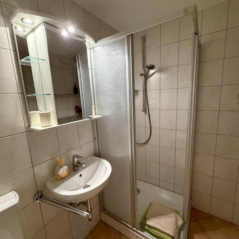 Haus Birkenhain - Appt. Tennyson - Apartment mit Dusche - 14