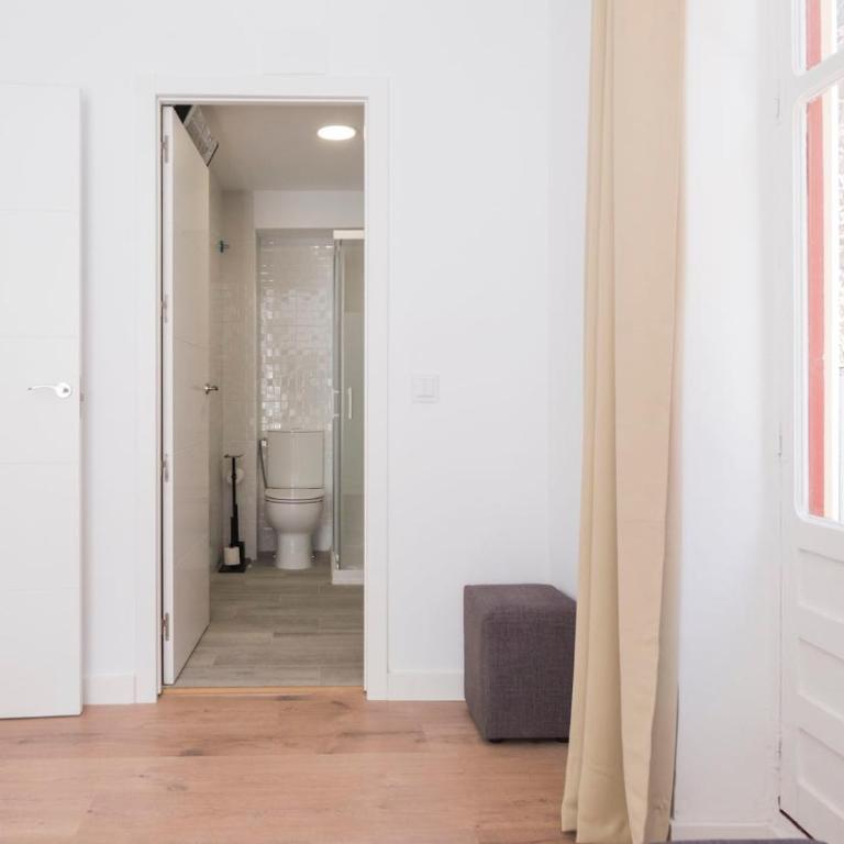 Apartamentos Capuchinas by Toledo AP - Apartamento de 2 dormitorios - 10