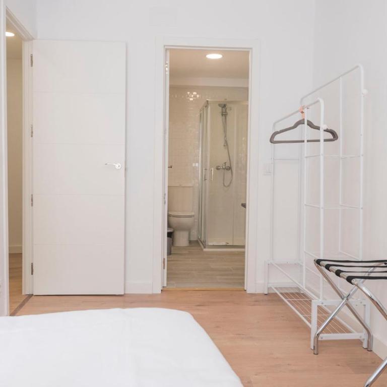 Apartamentos Capuchinas by Toledo AP - Apartamento de 2 dormitorios - 35