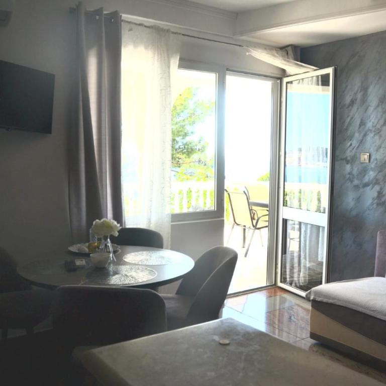 Holiday house Ogi - Two-Bedroom Apartment with Sea View - 11