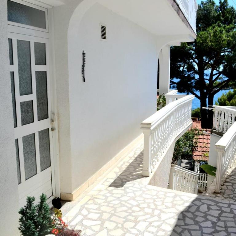 Holiday house Ogi - Two-Bedroom Apartment with Sea View - 12