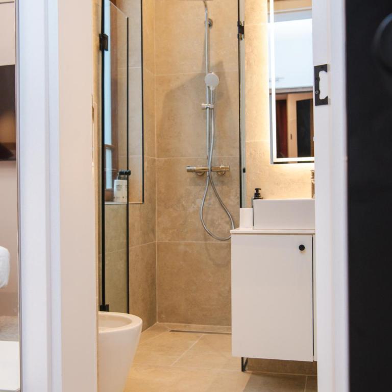 Eterna Apartments-City Center - Deluks Suite sa Bračnim Krevetom (King-size) - 4
