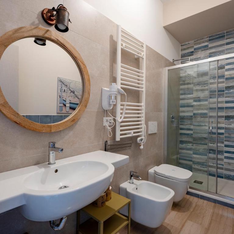 Mediterranea Apartment - Train&Bas Station 1MinWalk - Apartment - 15