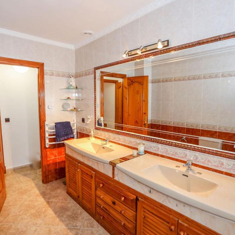 La Alemana - One-Bedroom House - 44