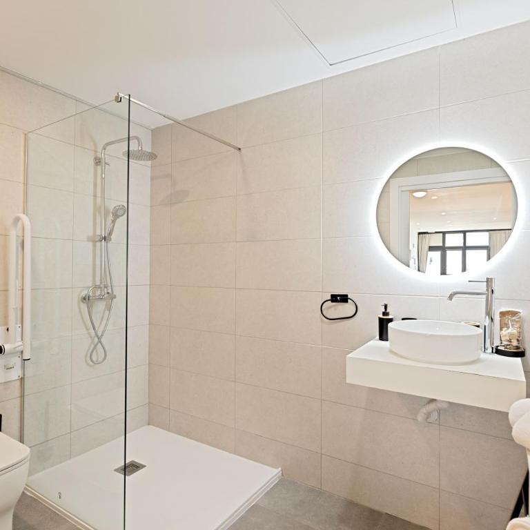 Caballito de Mar - Modern Apt - Near Bioparc by Río Turia Apartments - One-Bedroom Apartment - 16