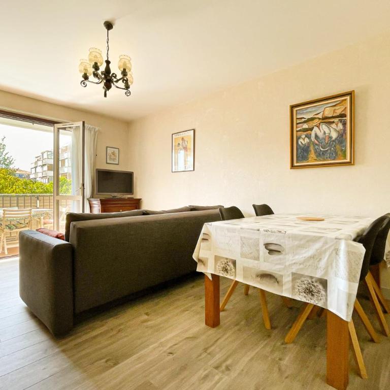 Superb Apartment With Balcony In Frejus - Apartment - 3