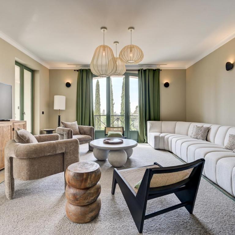 Château la Mérienne - Villa avec Piscine Privée - 69