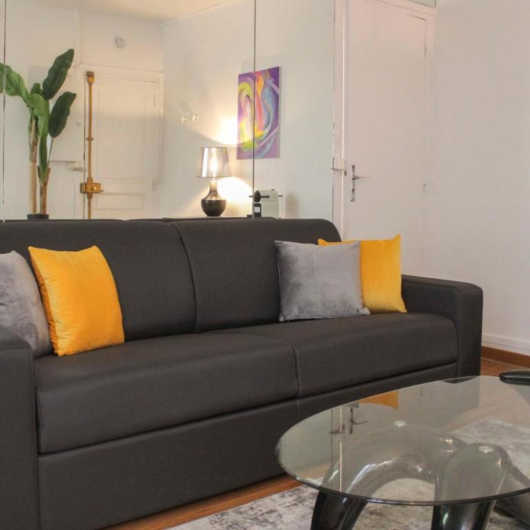 Cozy & Bright Apartment on Rue Saint-Maur - Apartment - 2