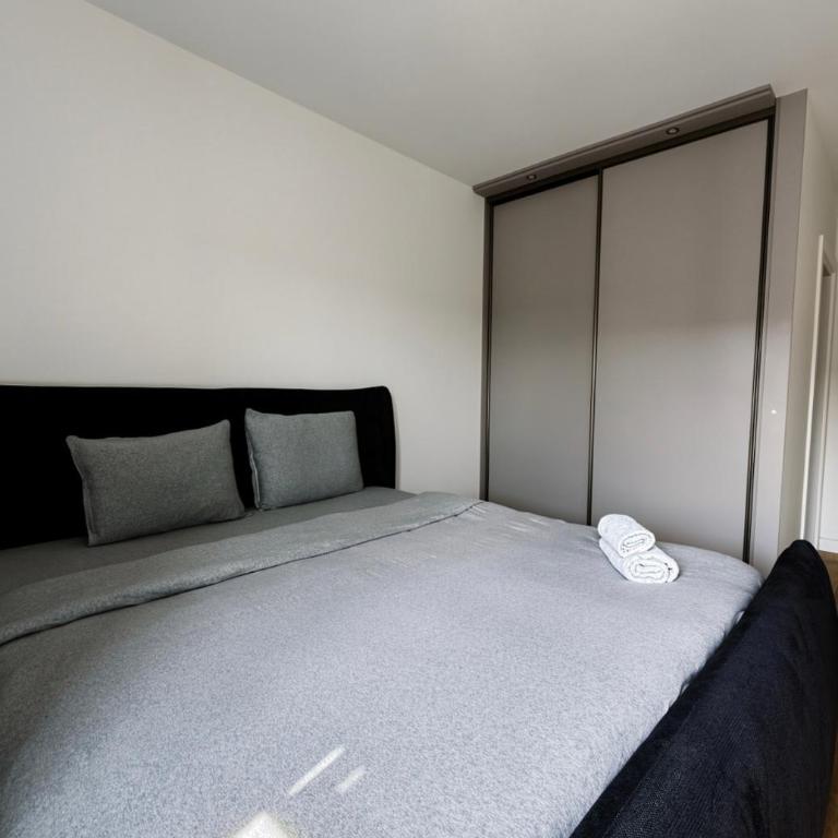 SENSA Premium Apartments - Free Parking - Appartement 2 Chambres avec Balcon - 1