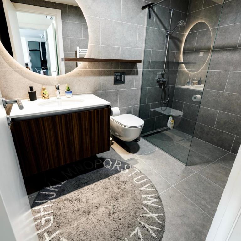 SENSA Premium Apartments - Free Parking - Appartement 2 Chambres avec Balcon - 6