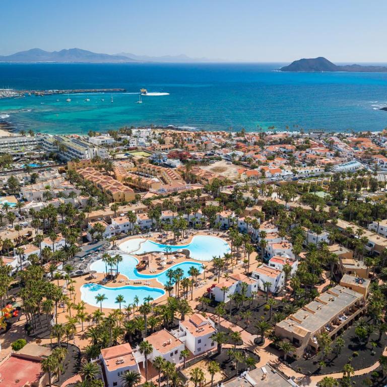 Corralejo Oasis Duna Casa 3P is Premium Adults-Only Apartment with Panoramic Pool View - One-Bedroom Apartment - 4