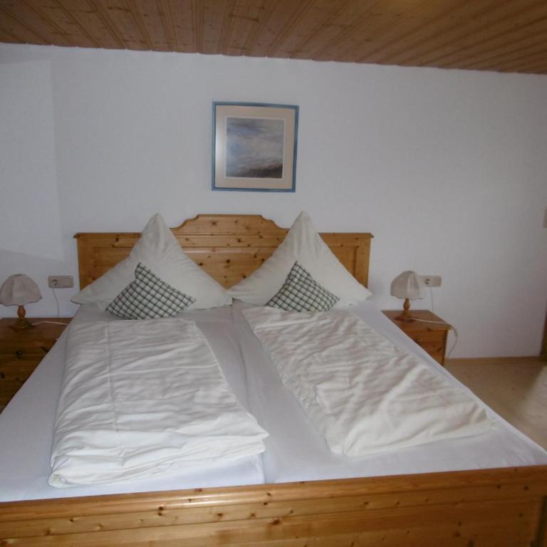 Landhaus Keck - Apartment mit Aussicht und Balkon - 3
