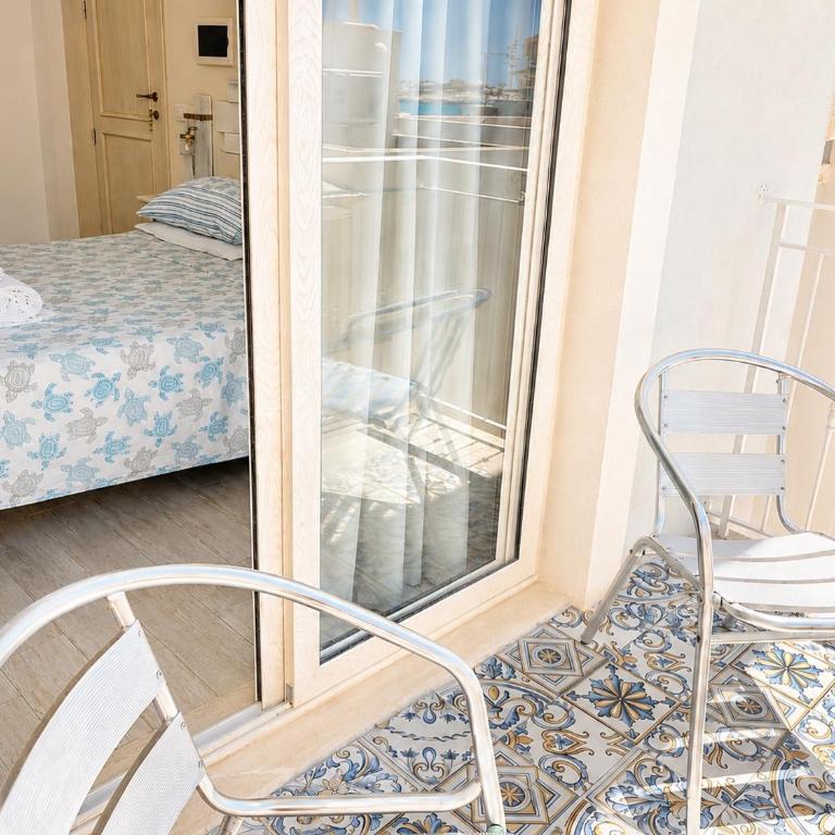 B&B Una favola di mare - Double Room with Balcony - 7
