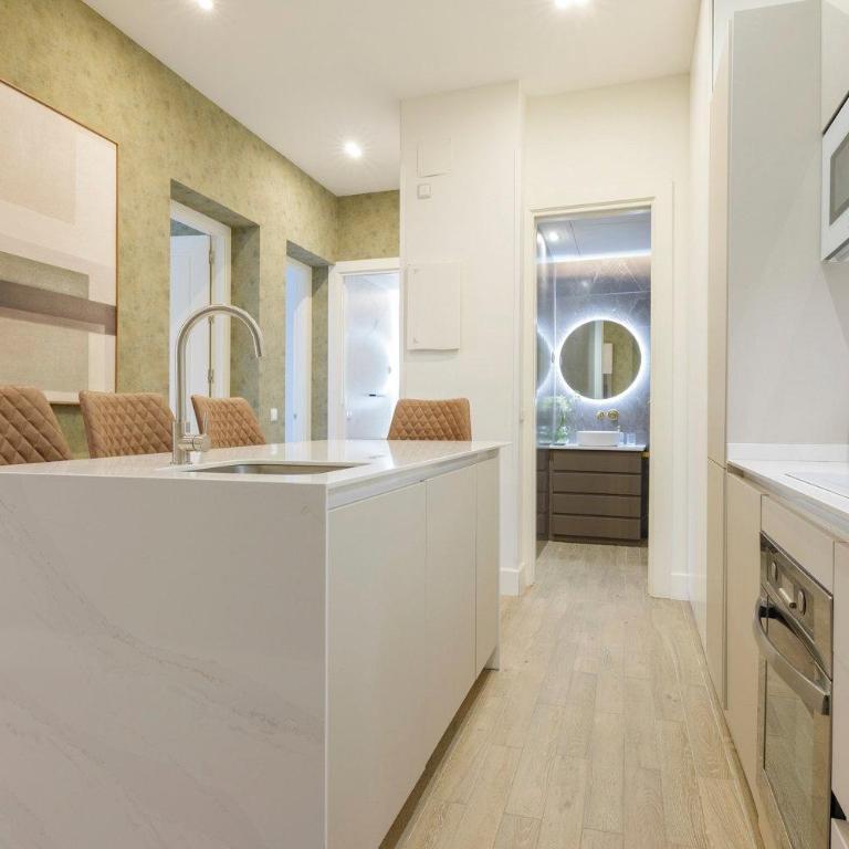 Upscale Designer Retreat in the Heart of Madrid - Apartamento - 13