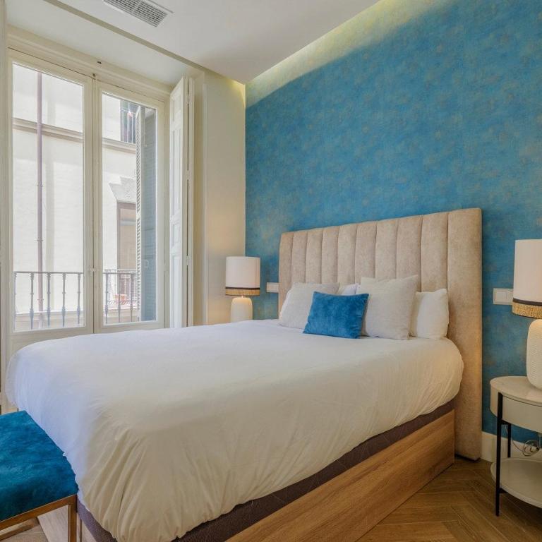 Modern and Luminous Flat in Central District - Apartamento - 18