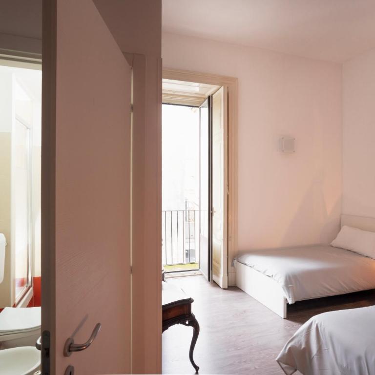 B&B Università - Comfort Triple Room - 14