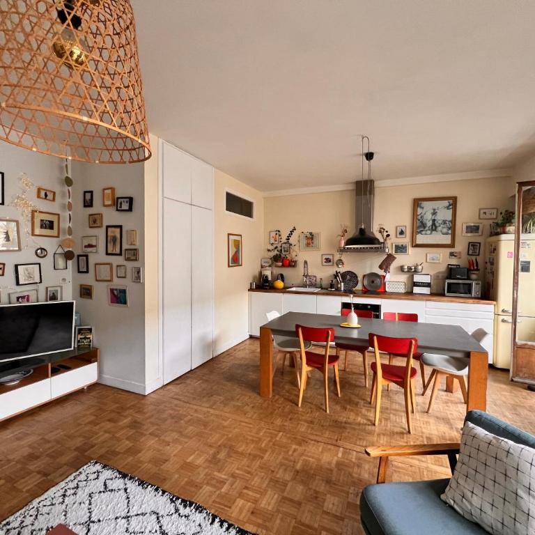 Sunny Apartment Port Old Town FREE Private Parking - Clim & Balcony - Appartamento con 2 Camere da Letto - 4