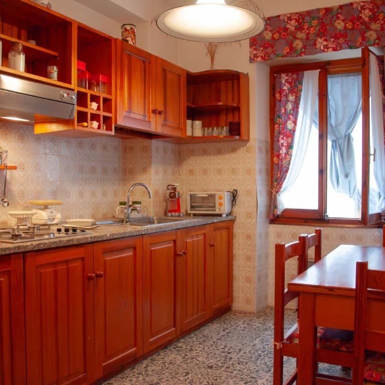 GuestHost - Alghero Comfy Apartment near the Sea - Appartamento con 2 Camere da Letto - 1