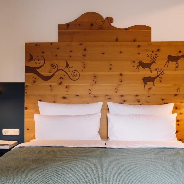 HENRI Hotel Garmisch-Partenkirchen - Salon mit Balkon - 6