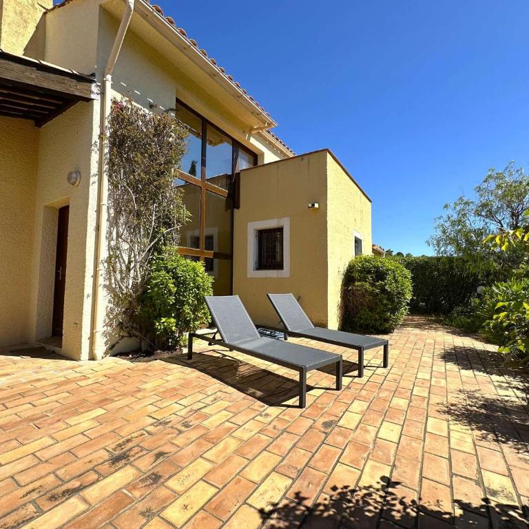 LE LEVANT Maison pour 6 personnes à proximité du Golf de Valcros à La Londe Les Maures - Maison 3 Chambres - 1