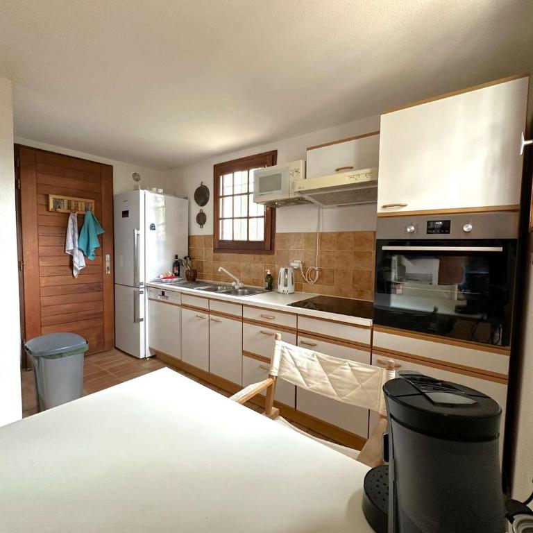 LE LEVANT Maison pour 6 personnes à proximité du Golf de Valcros à La Londe Les Maures - Maison 3 Chambres - 12