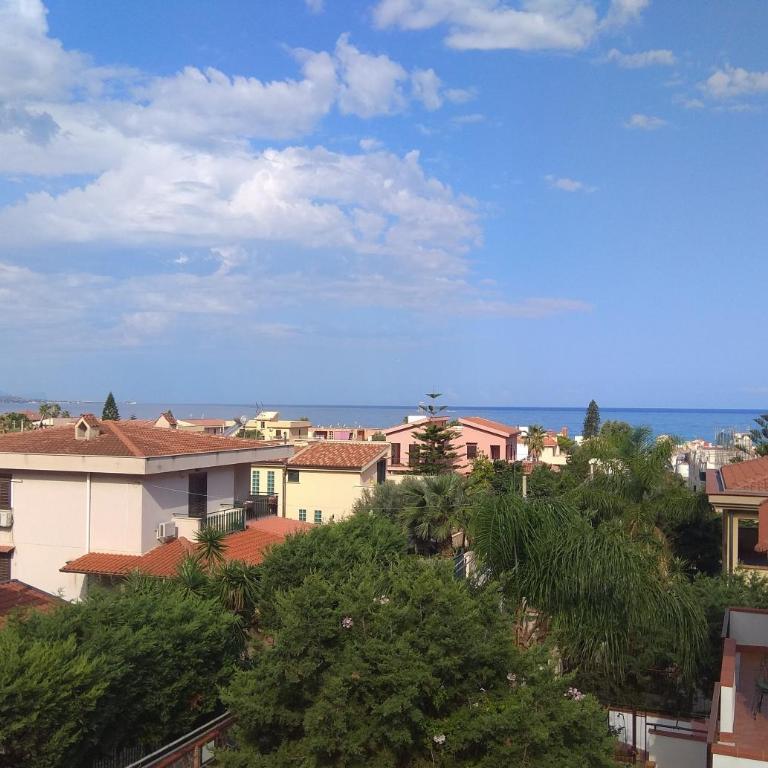 Isola Seaside Hub - Villa con Vista Mare - 1