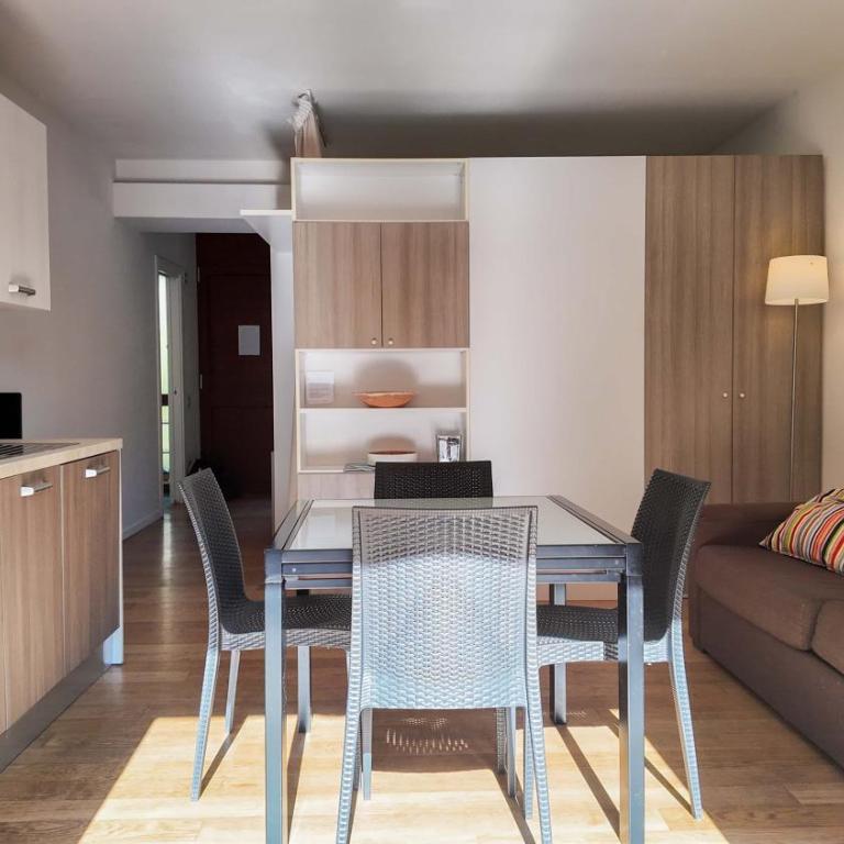 Vernazza Rooftop Apartment - Two-Bedroom Apartment with Terrace - 24